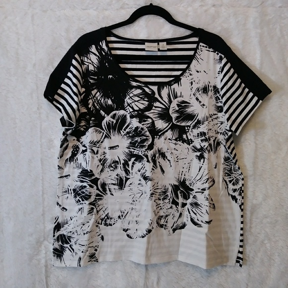 Chico's Tops - Zenergy Chico's Palms & Stripes Tee Shirt